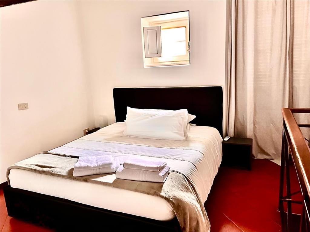 Capitolium Ad Bed and Breakfast Brescia Eksteriør billede