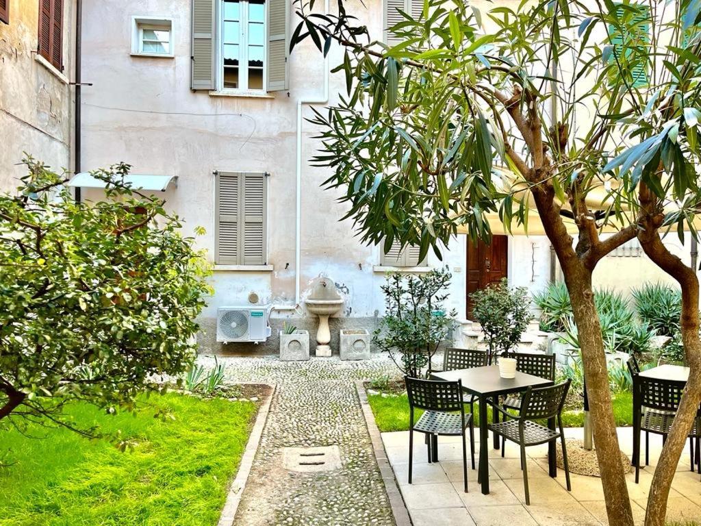 Capitolium Ad Bed and Breakfast Brescia Eksteriør billede